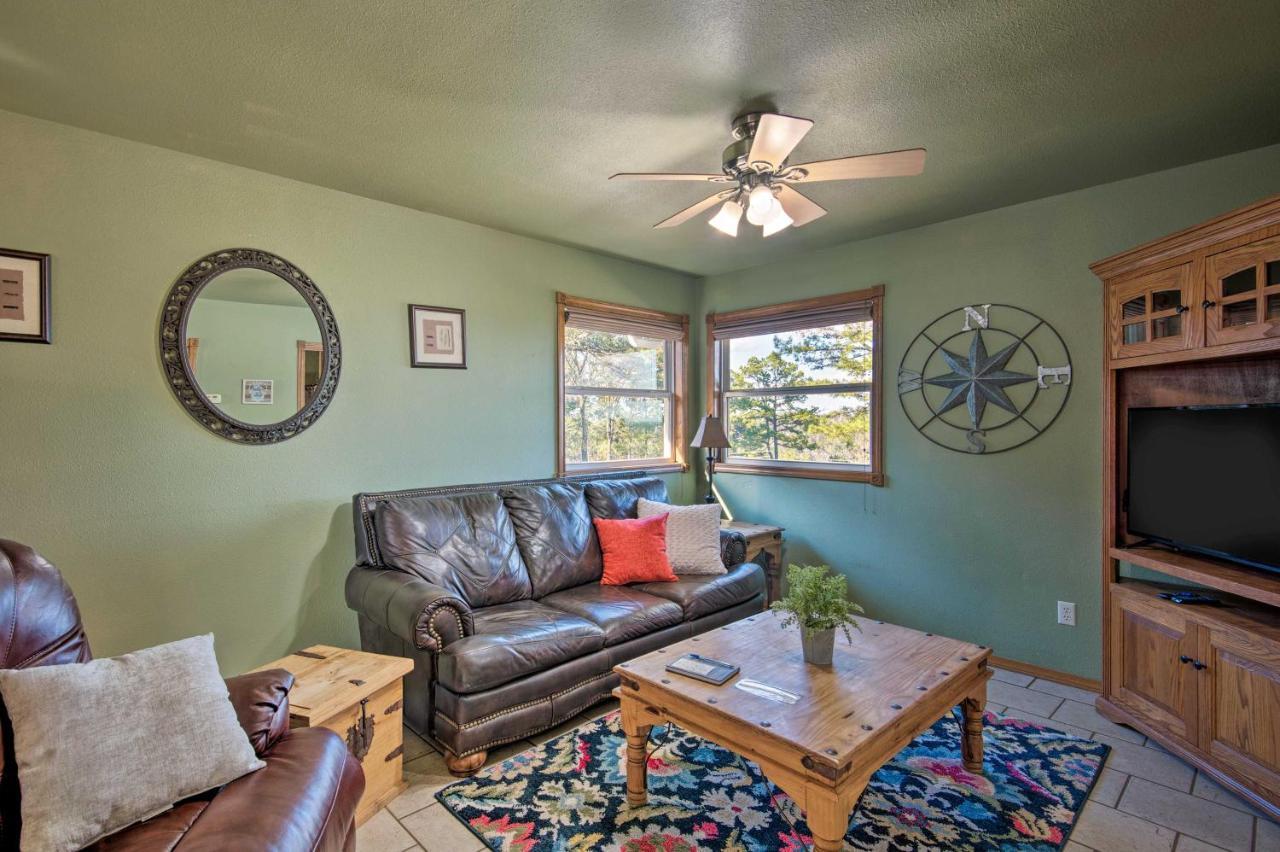 Broken Bow Cottage With Deck, Hot Tub And Fire Pit! Exterior foto